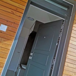 ADLO - Thermo-Auenraumtr ADUO, Profildesign F250, Troberflche RAL 7016 und Oberlichte